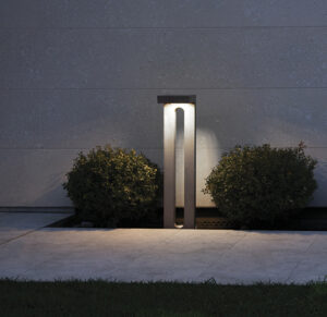 Lampe extérieure jardin, borne lumineuse de luxe design 1108 Luxury Lighting Fribourg Suisse