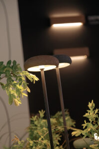 Lampe extérieure jardin, borne lumineuse de luxe design 1115 Luxury Lighting Fribourg Suisse