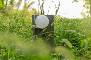 Lampe extérieure jardin, borne lumineuse de luxe design 1119 Luxury Lighting Fribourg Suisse