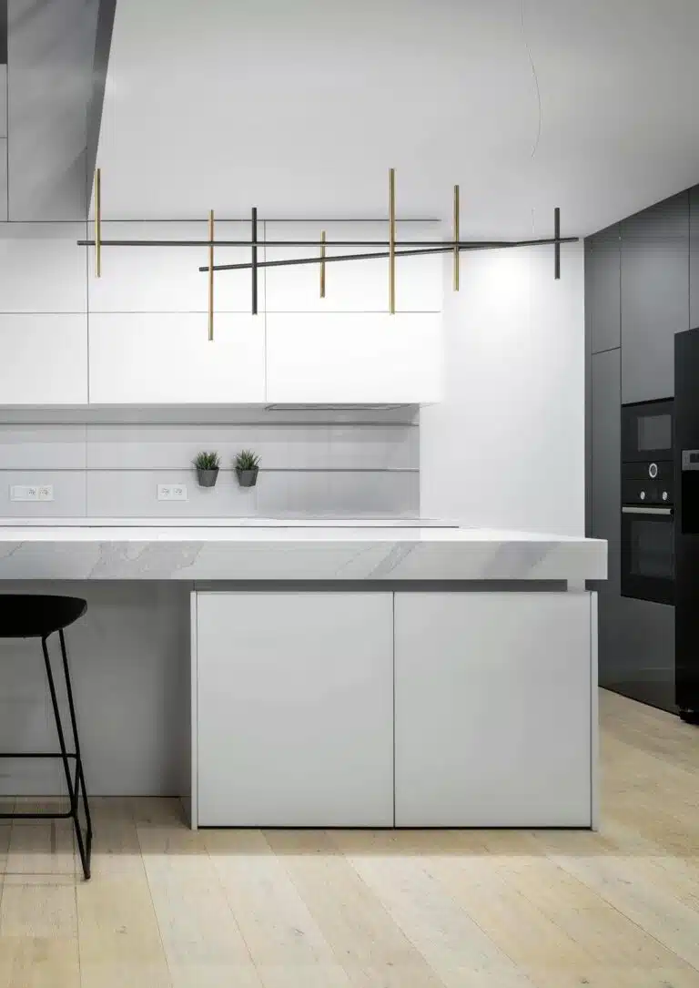 MIU 656-7SL amb